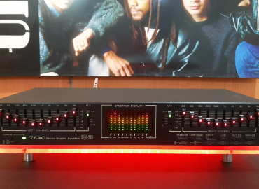 TEAC EQA-20 Graphic Equalizer