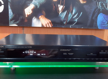 Denon TU-260L Stereo Tuner