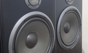 Pioneer CS-901 3 way Speakers